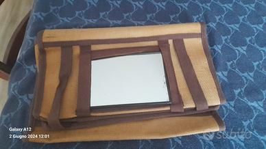 Mensola e portaoggetti portatile 