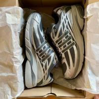 Adistar Cushion - 44