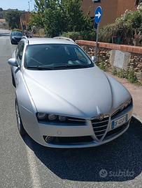Macchina  Alfa Romeo 
