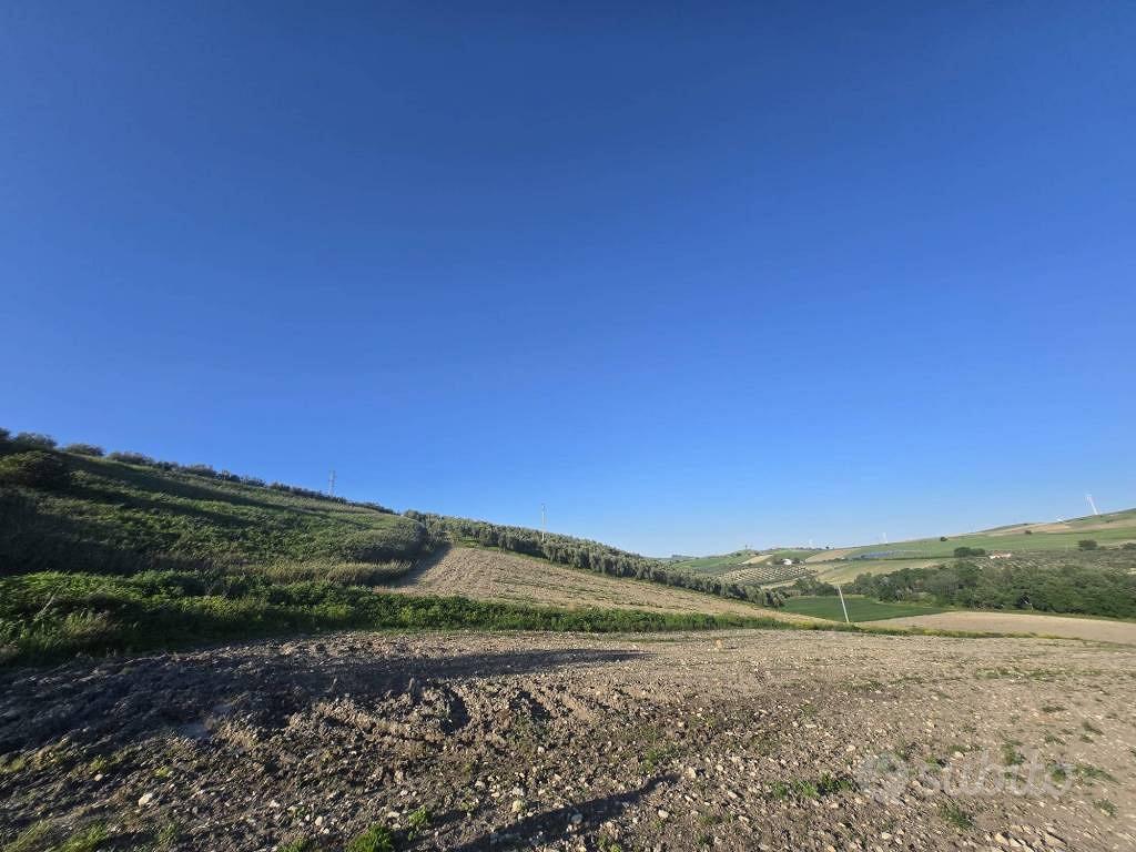 Terreno di 56000 m² a Larino - Vista 5