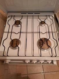 cucina a gas De Longhi