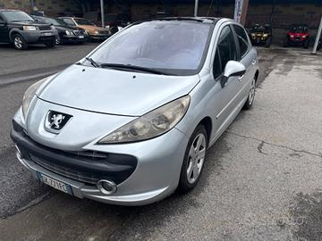 Peugeot 207 1.6 HDi 110CV 5p. XS