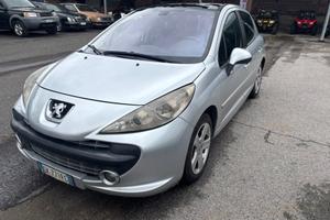 Peugeot 207 1.6 HDi 110CV 5p. XS