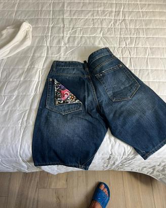 Bermuda jeans