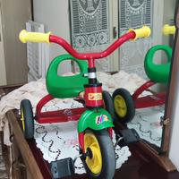 Triciclo Jumbo rosso e verde