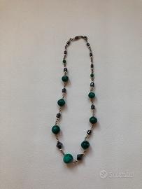 Collana con pietre