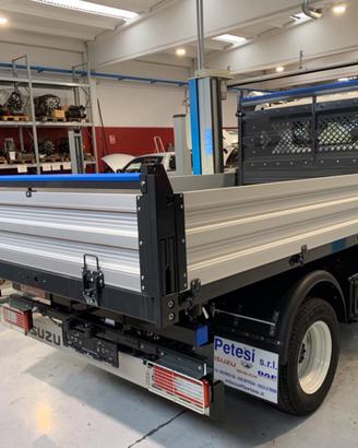 Isuzu M21 Gen 2 cassone ribaltabile