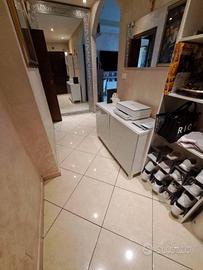 ZONA VIALBA - AMPIO TRE LOCALI RISTRUTTURATO