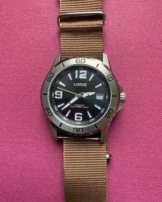 Orologio LORUS TITANIUM