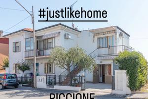 Bilocale immerso nel verde