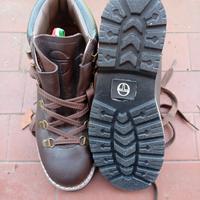 Scarponcini trekking