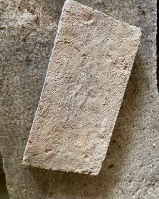 Tavelle antiche cotto Possagno pulite su bancale