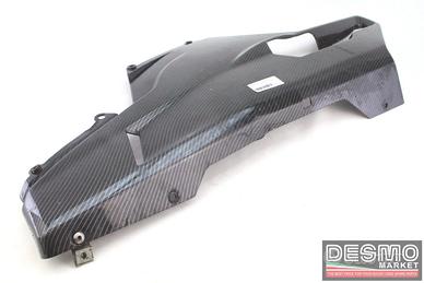 Carena fiancata inferiore destra wrappata carbonio
