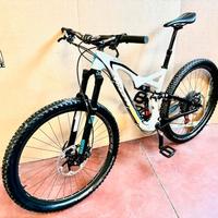 mountain bike Specialized