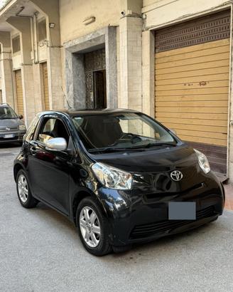 Toyota IQ
