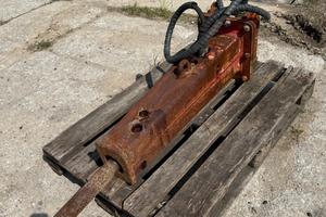 Martello demolitore Socomec DMS 160, in attacco Ca