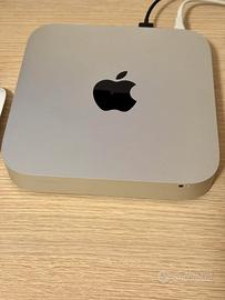 Apple MacMini + tastiera +mouse + cavo HDMI