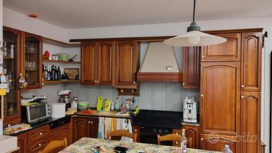 cucina in legno massello