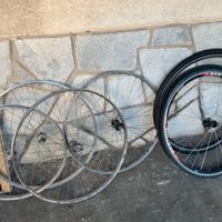 Lotto ruote per bici usate