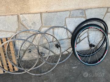 Lotto ruote per bici usate