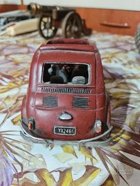 Modellino Fiat 500 vintage in metallo