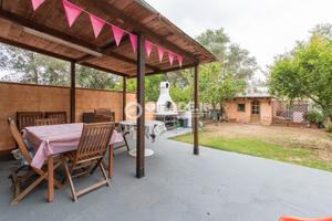 Villa indipendente con giardino a Elmas