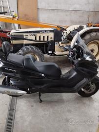 scooter majesty 400