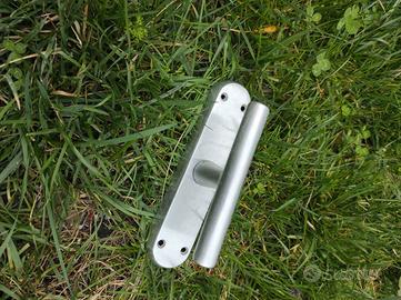 maniglie per finestre 