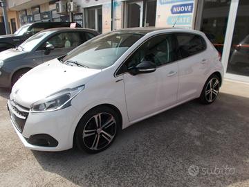 Peugeot 208 BlueHDi 100 5 porte GT Line