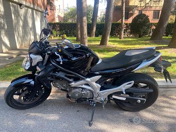 Suzuki Gladius 650 (SFV) - anno 2009 - Km 8.000