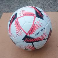 Pallone da calcio nuovo