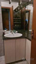 Mobile bagno angolare e con piano in marmo!!