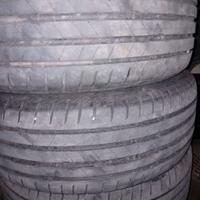 Gomme 225/55/18