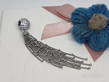 PANDORA Charm Pendente Nappa Incantata 797018CZ