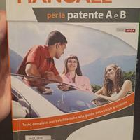 MANUALE PER PATENTE A E B (9788894425529)