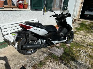 Yamaha X Max 10500 km