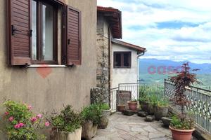Terratetto Castelnuovo di Garfagnana [UG438DVVRG]