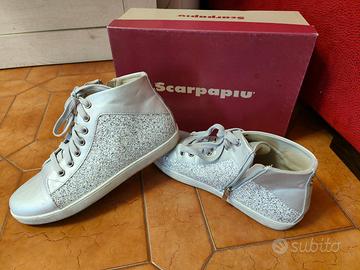 Sneakers grigie con paillettes taglia 40 scarpapiù