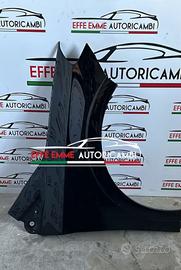 PARAFANGO DESTRO MERCEDES CLASSE B W246