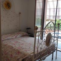 letto antico smaltato bianco