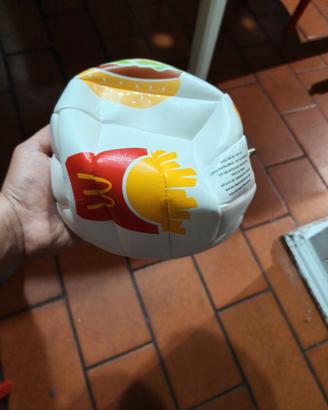 Pallone MC Donald's 2023