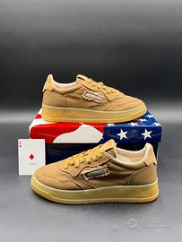 Autry medalist low in camoscio, marroni e beige 39