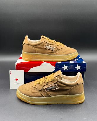 Autry medalist low in camoscio, marroni e beige 39