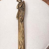 tagliacarte angelo stile Art Nouveau in bronzo 