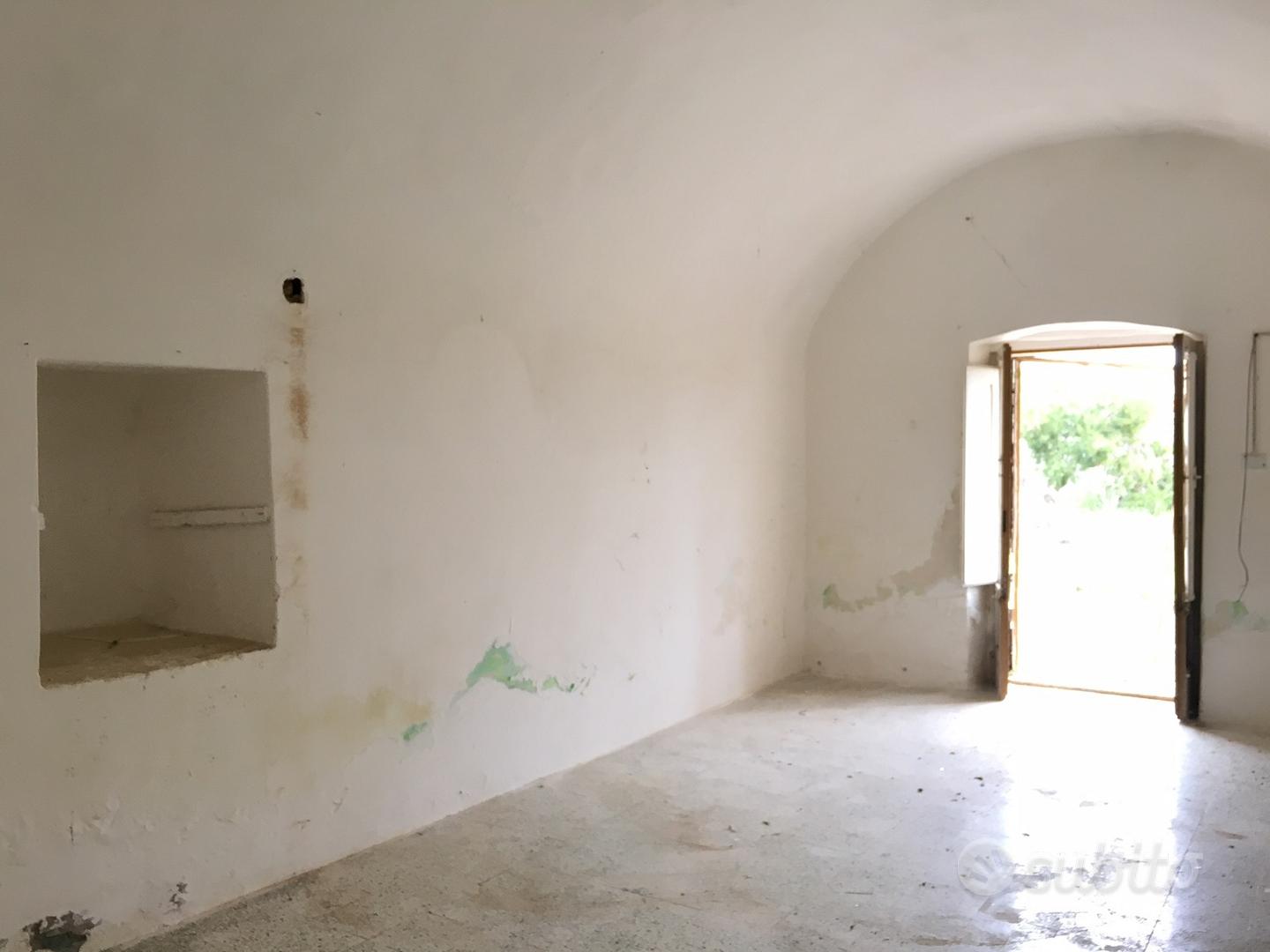 Masseria e terreno seminativo di 14 ettari - Vista 3