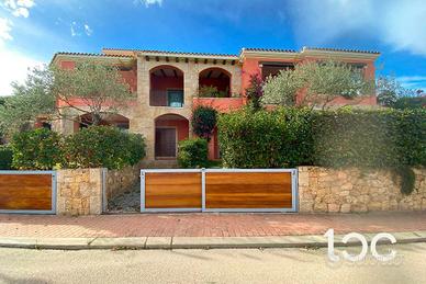 Prestigiosa villetta con piacevole vista mare