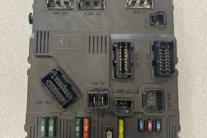 Centralina scatola fusibile Peugeot 206 Mk2