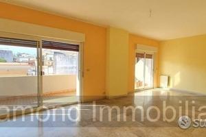 Appartamento 5,5 vani con terrazza e garage Giarre