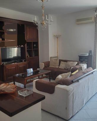 Zona partanna mondello 4 vani con terrazzo