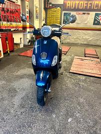 Piaggio Vespa 125 ET4